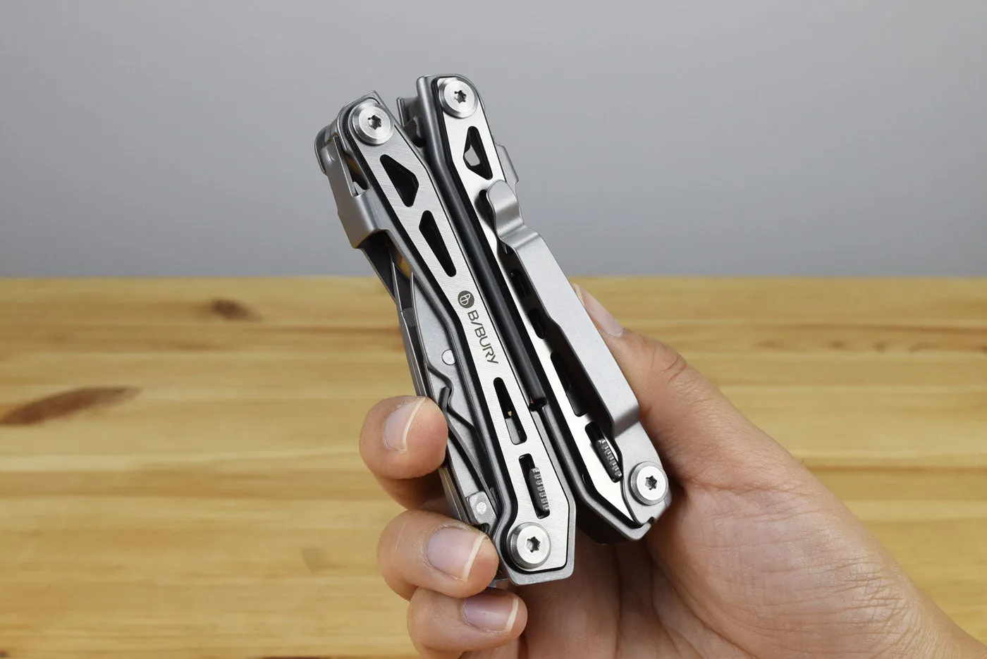 Bibury Plier Multitool (17-in-1)